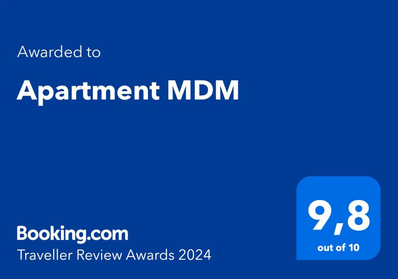 Apartment Mdm Buje Eksteriør billede